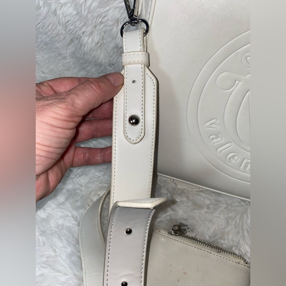 Valentino Orlandi White Crossbody Bag Flawed Missing a Rivet - Picture 8 of 9